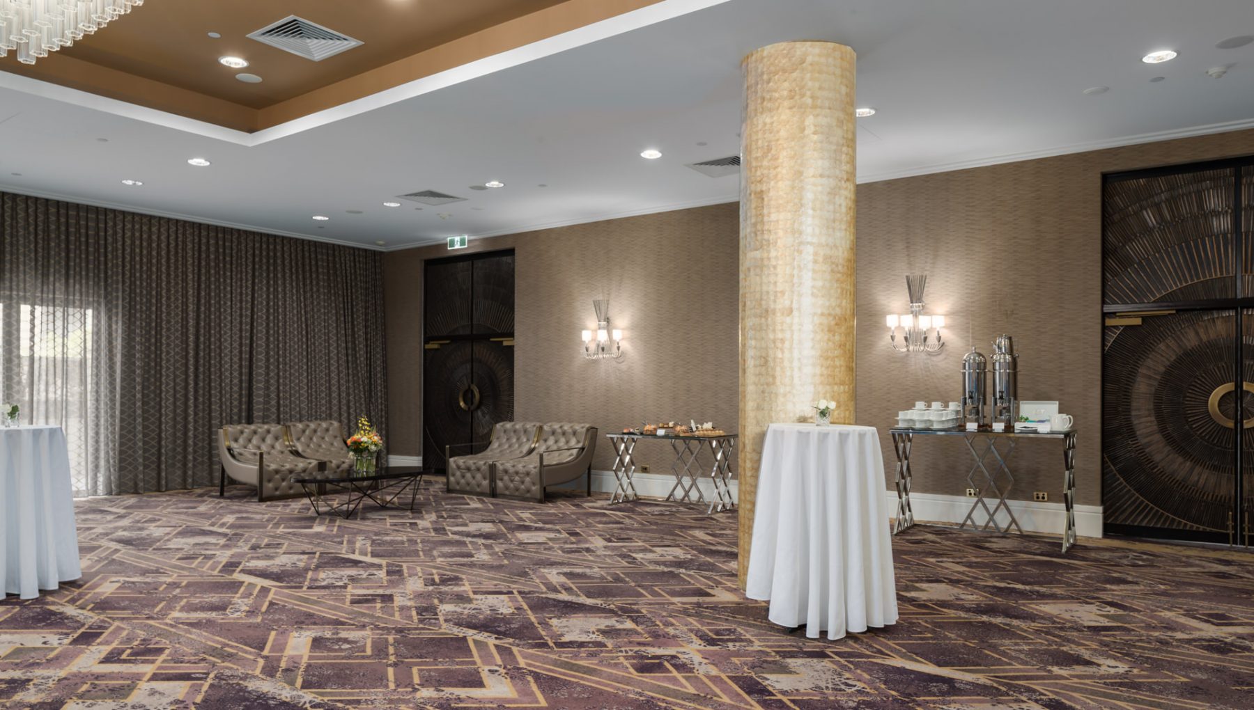 Hotel gallery image 1 of 2