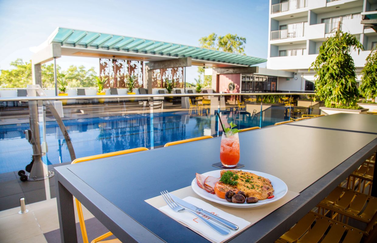 Full Buffet Breakfast @ Rydges