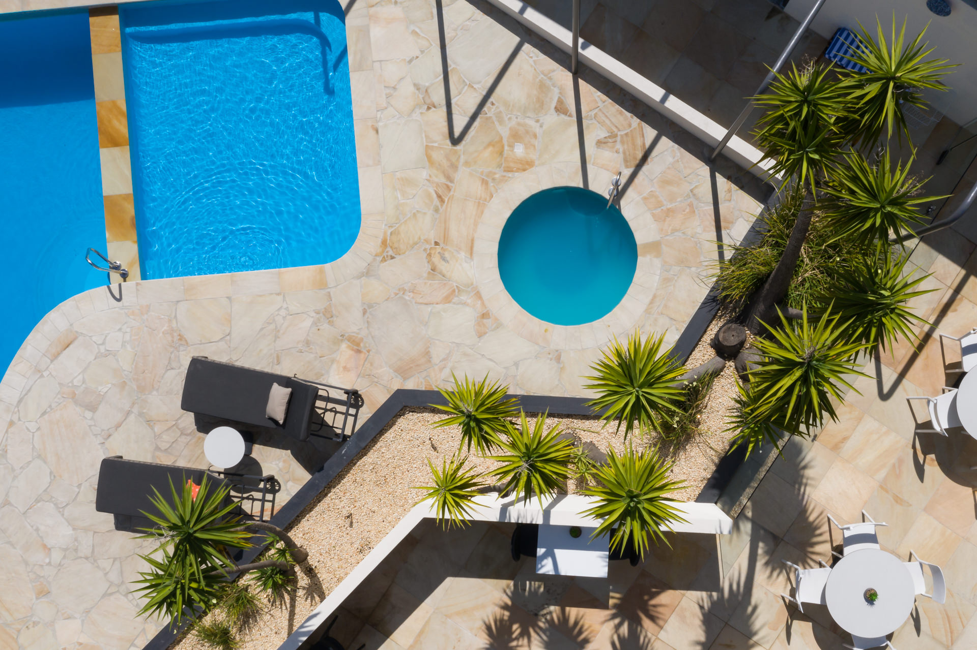 Rydges Geelong Pool
