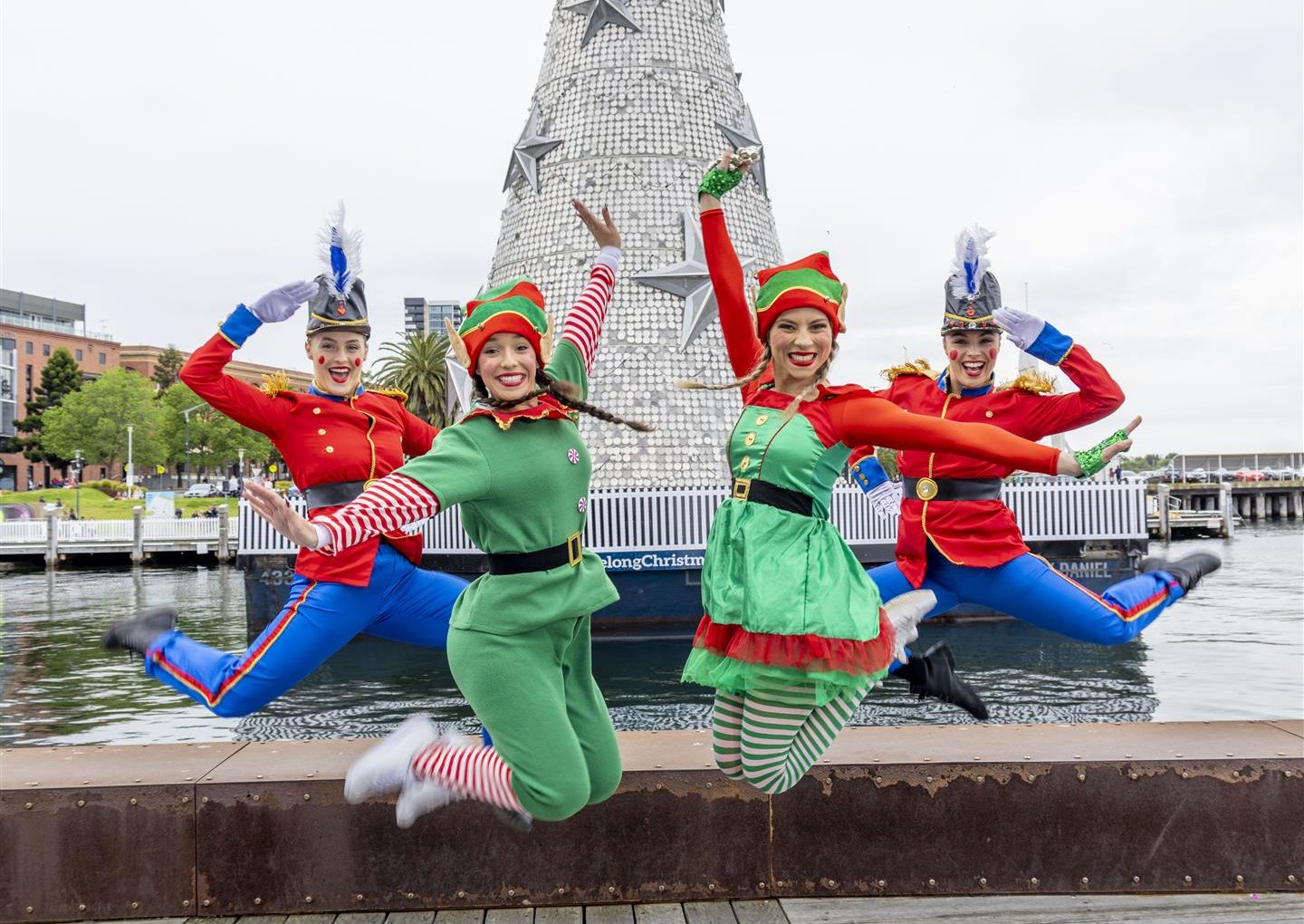 Floating Christmas Tree Sound and Lights Show 2025
