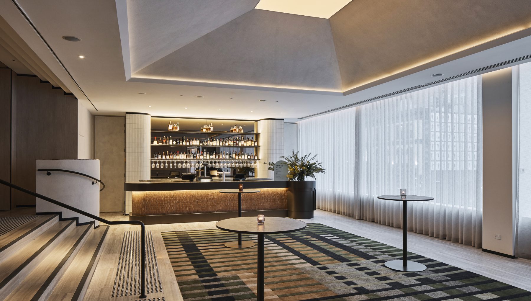 Rydges Melbourne_Bobby's Bar