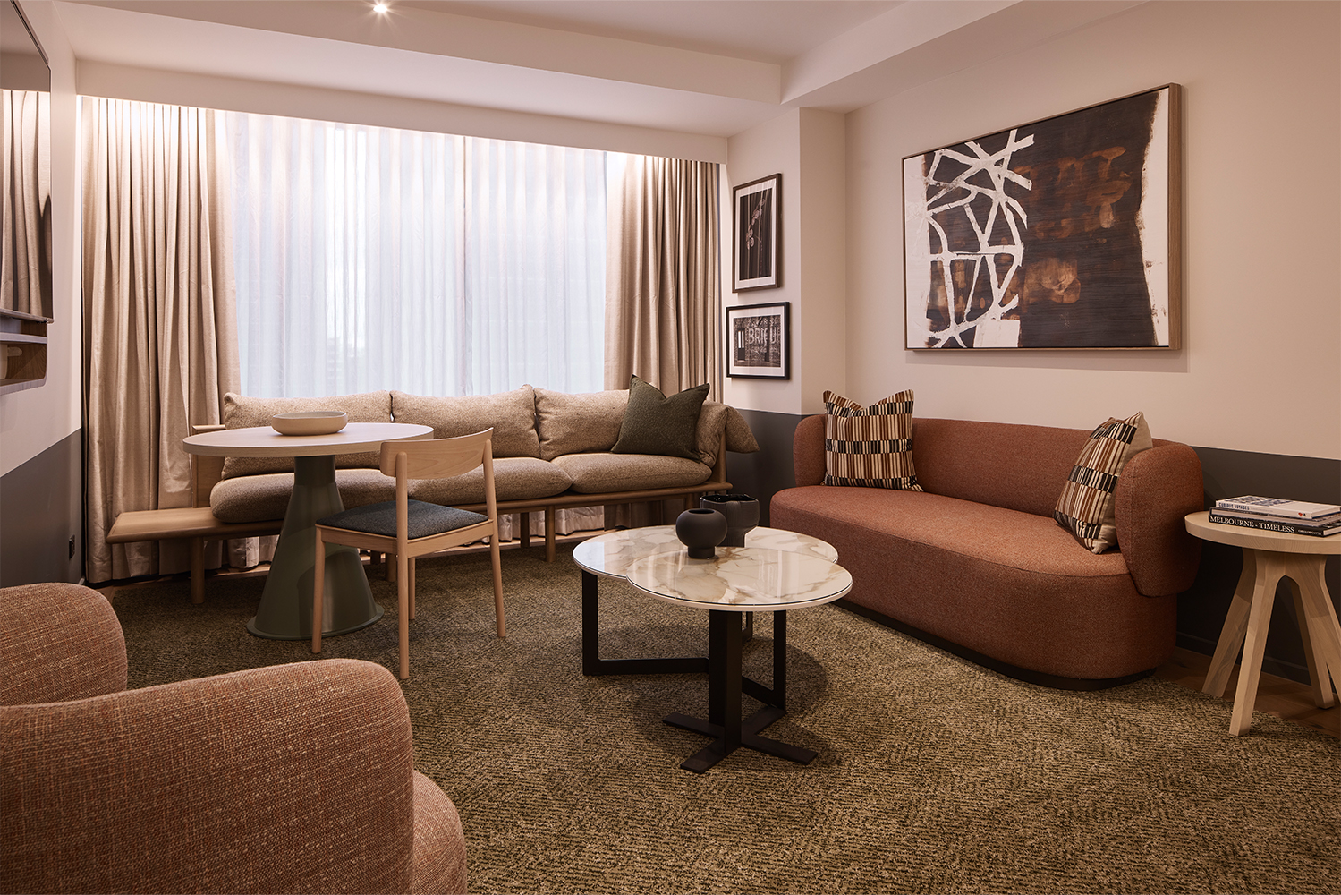 Rydges Melbourne Hotel_Rydges Executive Apartment_Living Room
