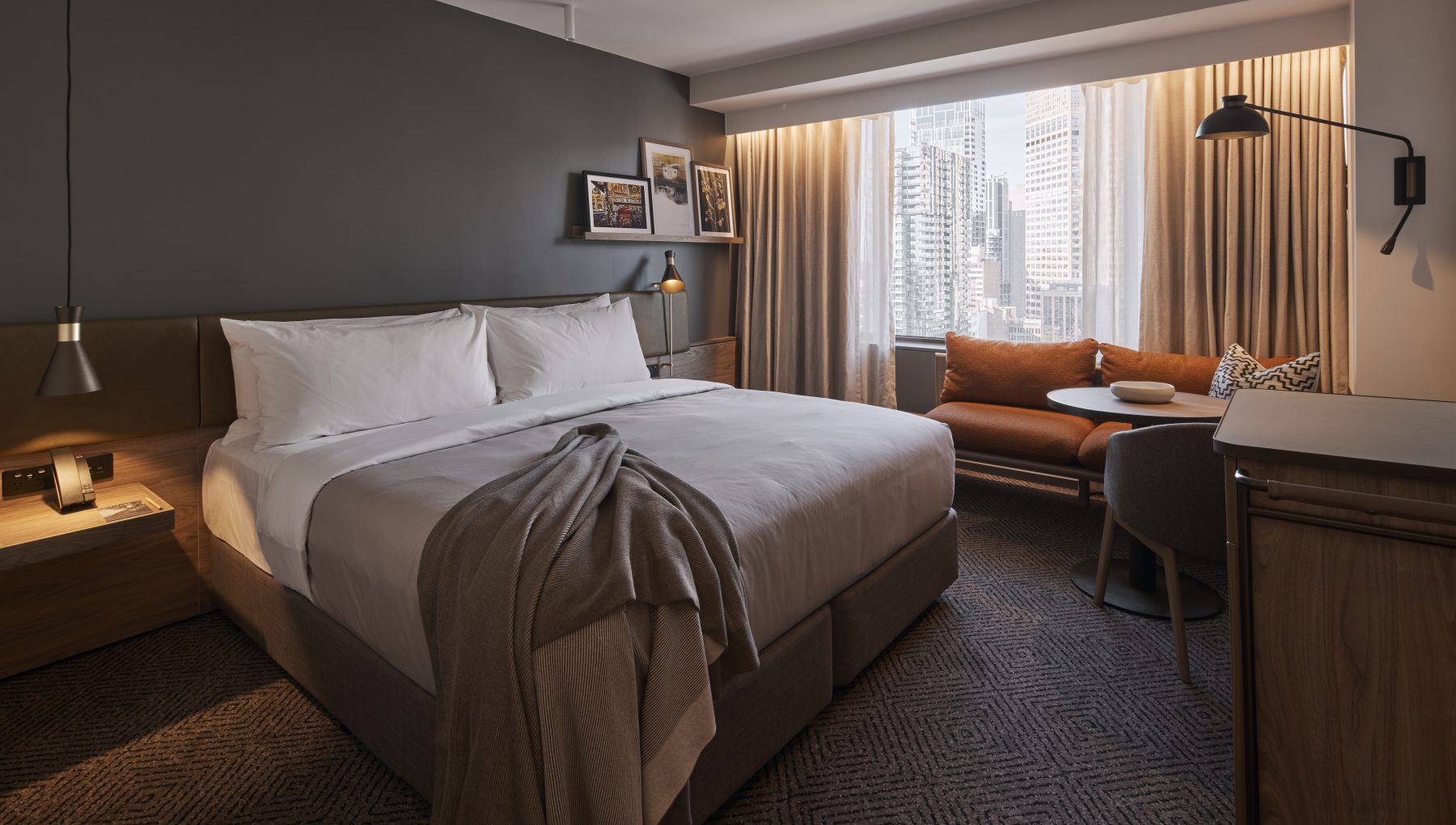 Rydges Melbourne Hotel_Rydges Deluxe King Room