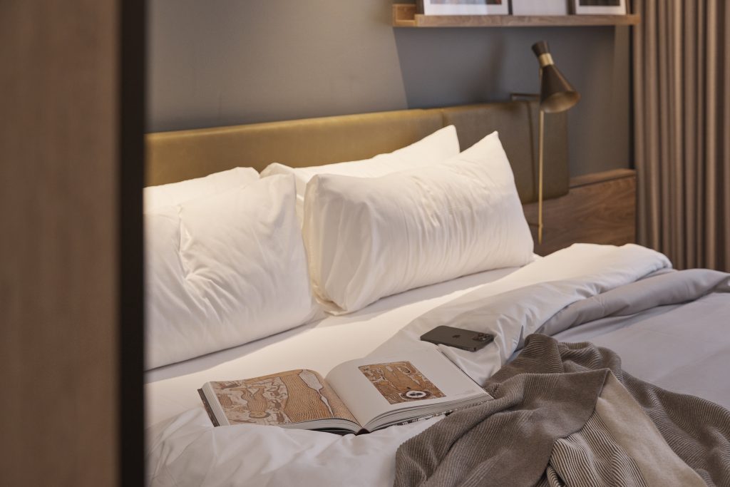Rydges Melbourne Hotel_Rydges Deluxe King Room