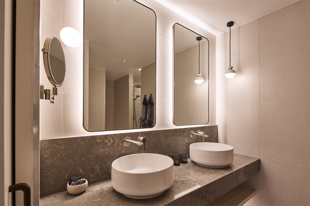 Rydges Melbourne Hotel_One Bedroom Apartment_Bathroom