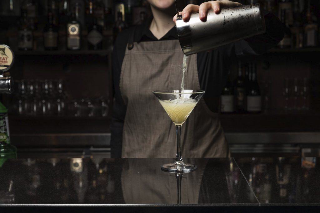 All Day Dining in Lodge Bar
