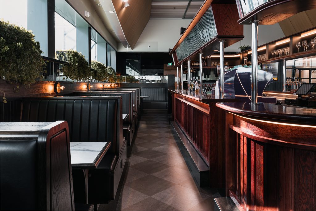 Peloton Bar + Eatery