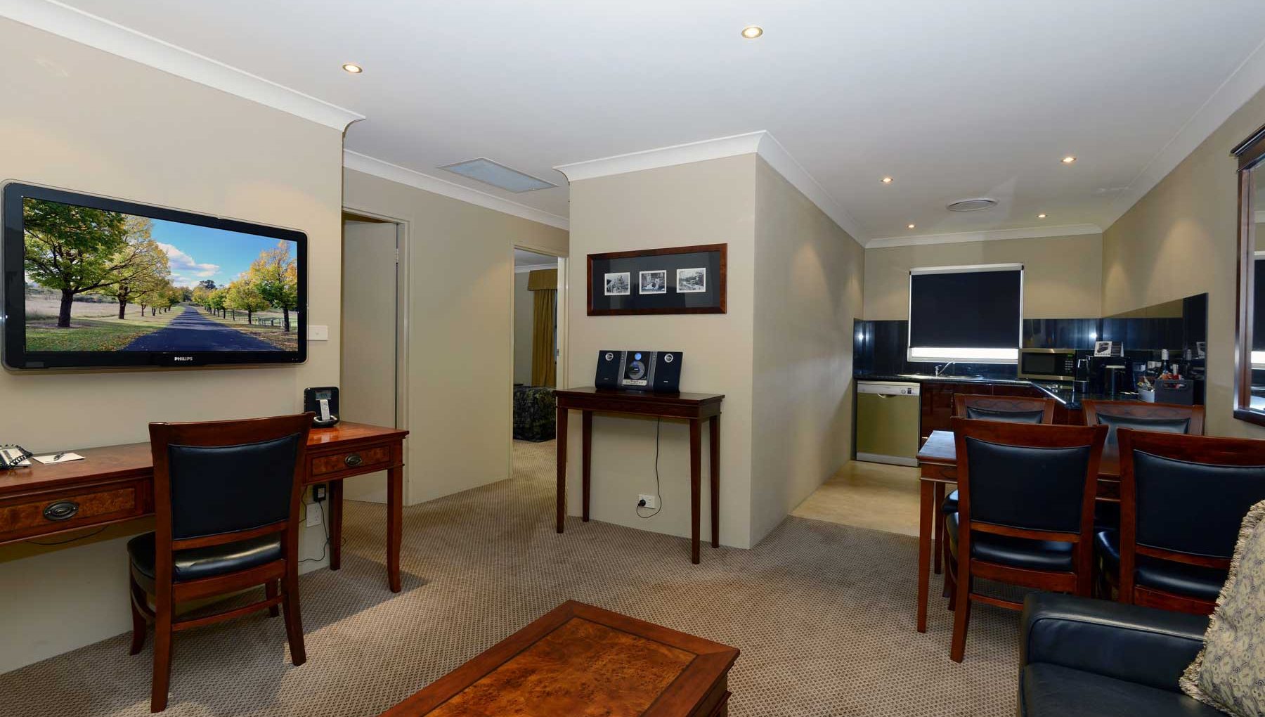 Kitchen Suite - Kitchen and Living Room - Rydges Armidale