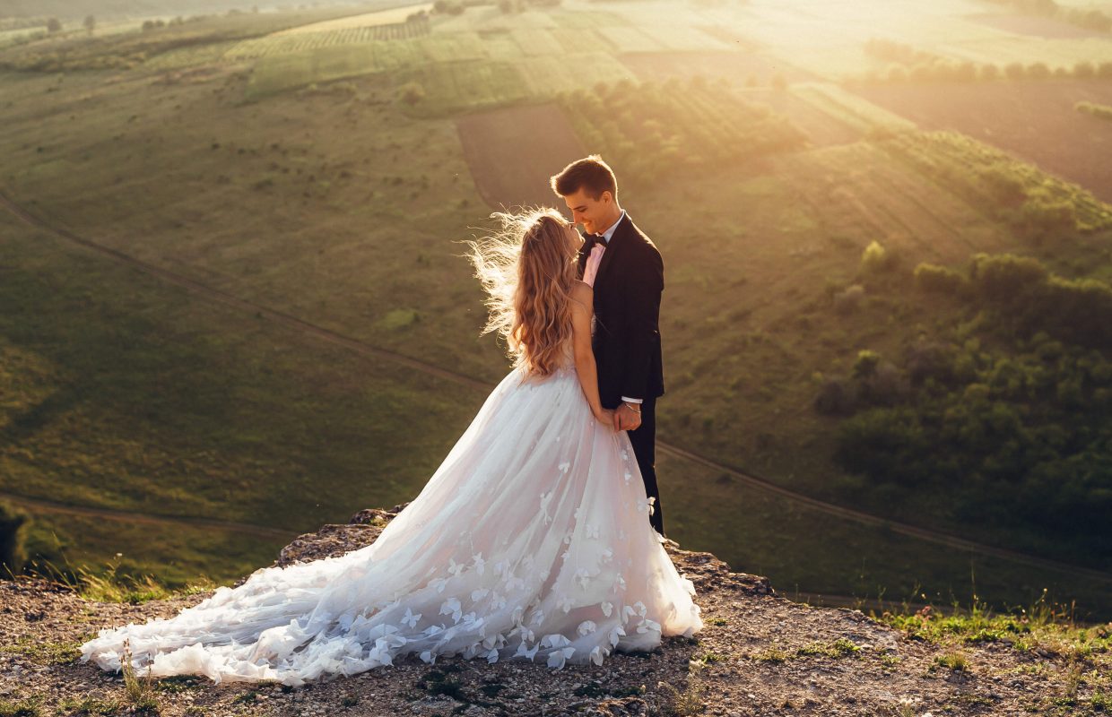 Wedding Offer- 10% off mid-week weddings