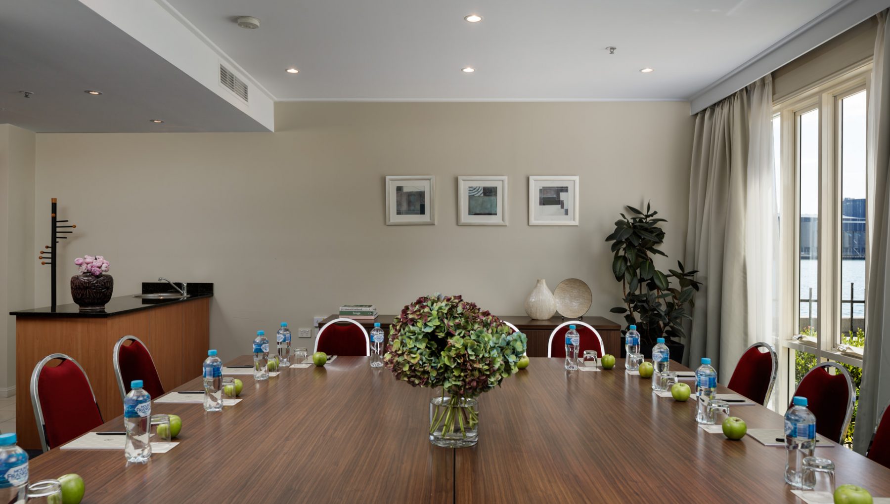 Hotel gallery image 2 of 3