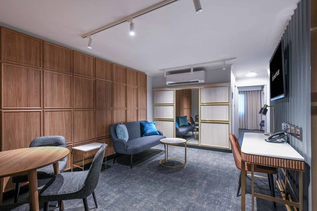 One Bedroom Kitchen Spa Apartment - Image 2