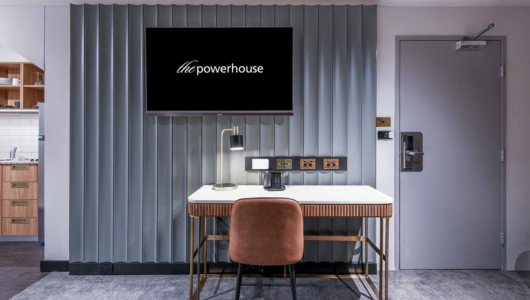 One Bedroom Kitchen Spa Apartment - Desk - Powerhouse Tamworth by Rydges