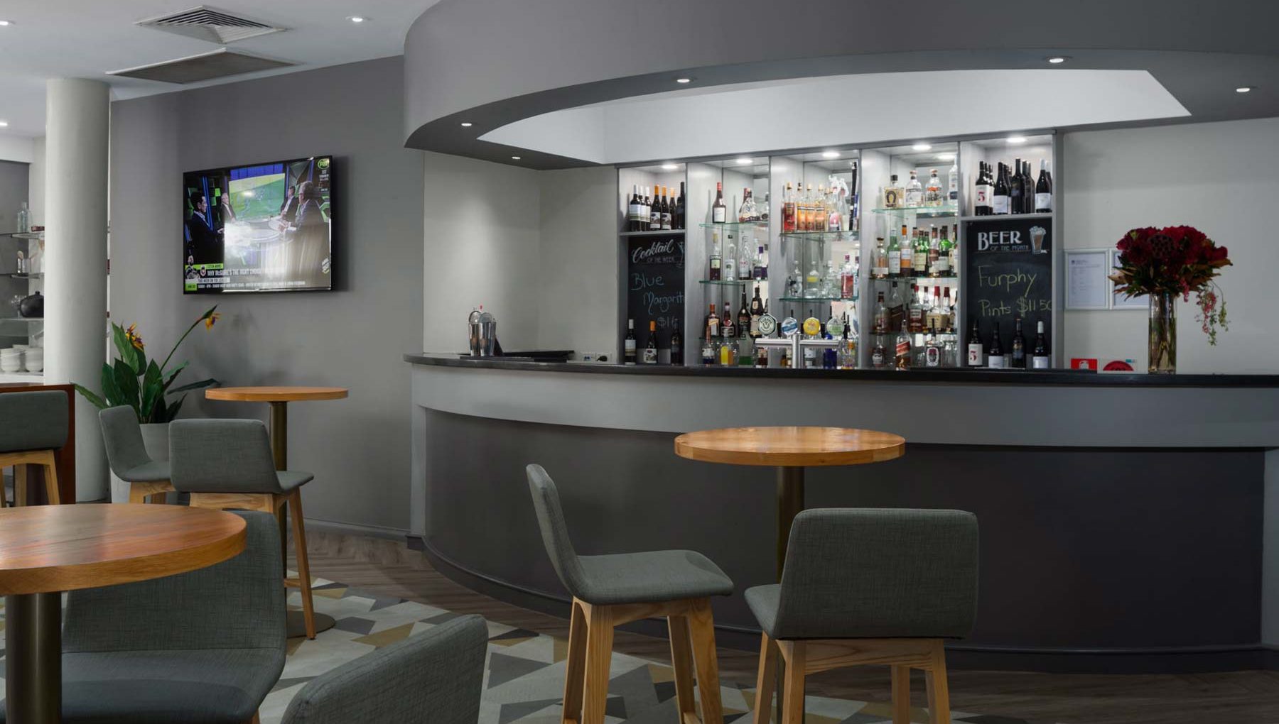 Eight74 Bar - Bar - Rydges Bankstown