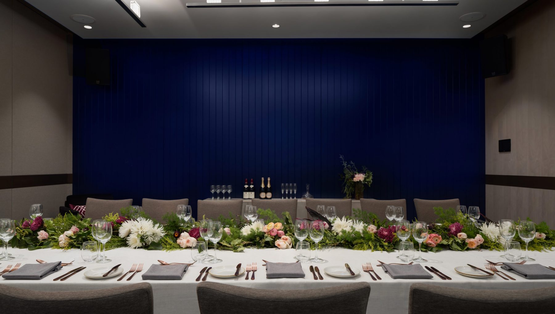 Rydges Campbelltown - Meetings & Events Hero - Banquet 1