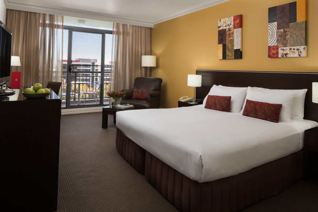 Superior King Balcony Room - Image 2