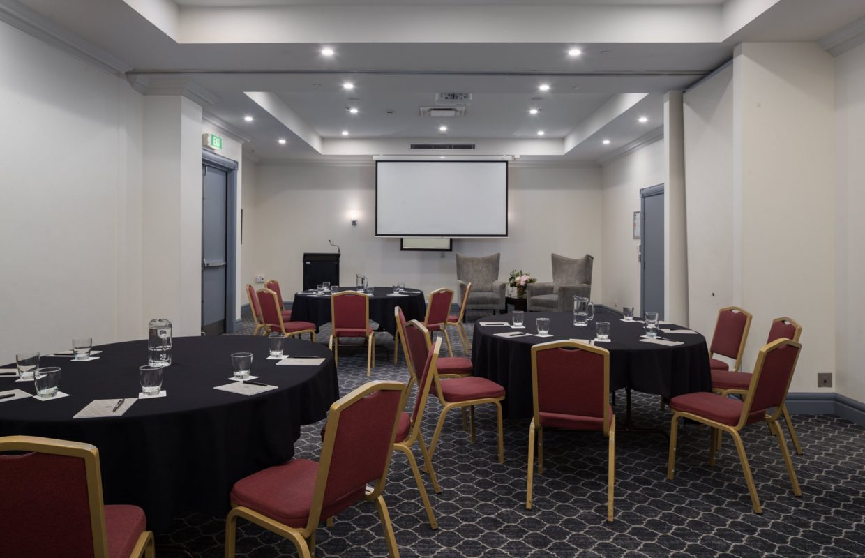 rydges norwest venue hire cabaret set up
