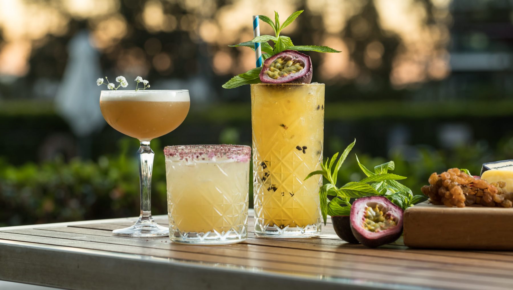 rydges norwest rebellion bar & grill