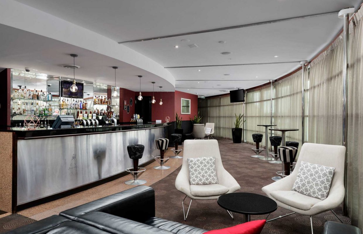 Champs Bar & Dining