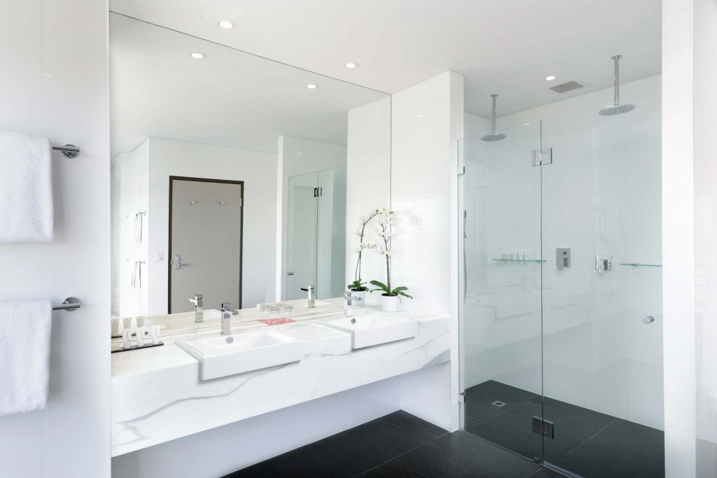 Strawberry Road Penthouse - Image 3