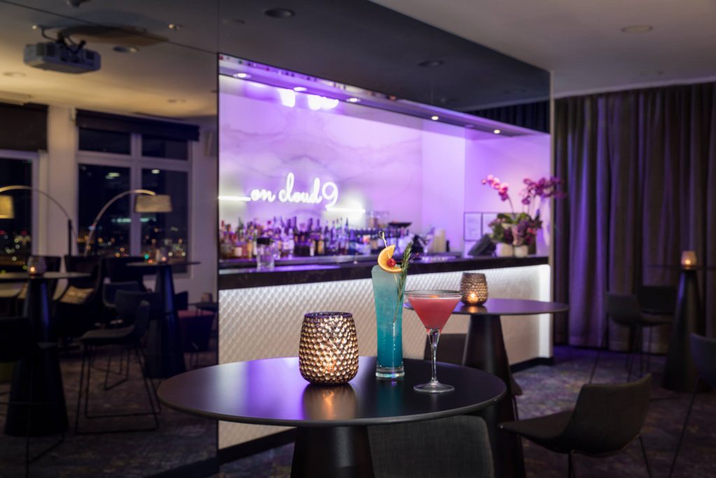 Cloud 9 Bar