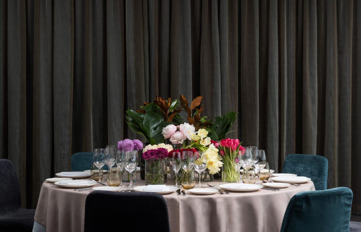 Rydges Sydney Airport - Event Venues - Wedding Reception - Cabaret Table