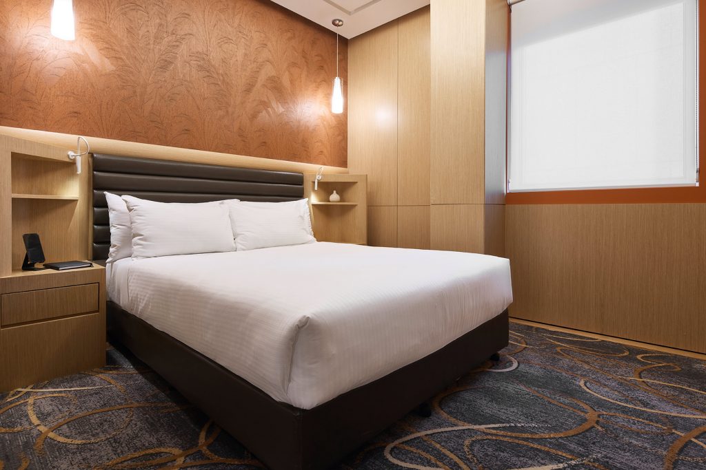 Premium Queen Room - Image 2