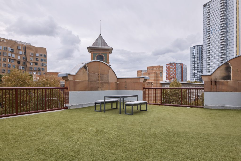 Ultimo Courtyard - Image 2