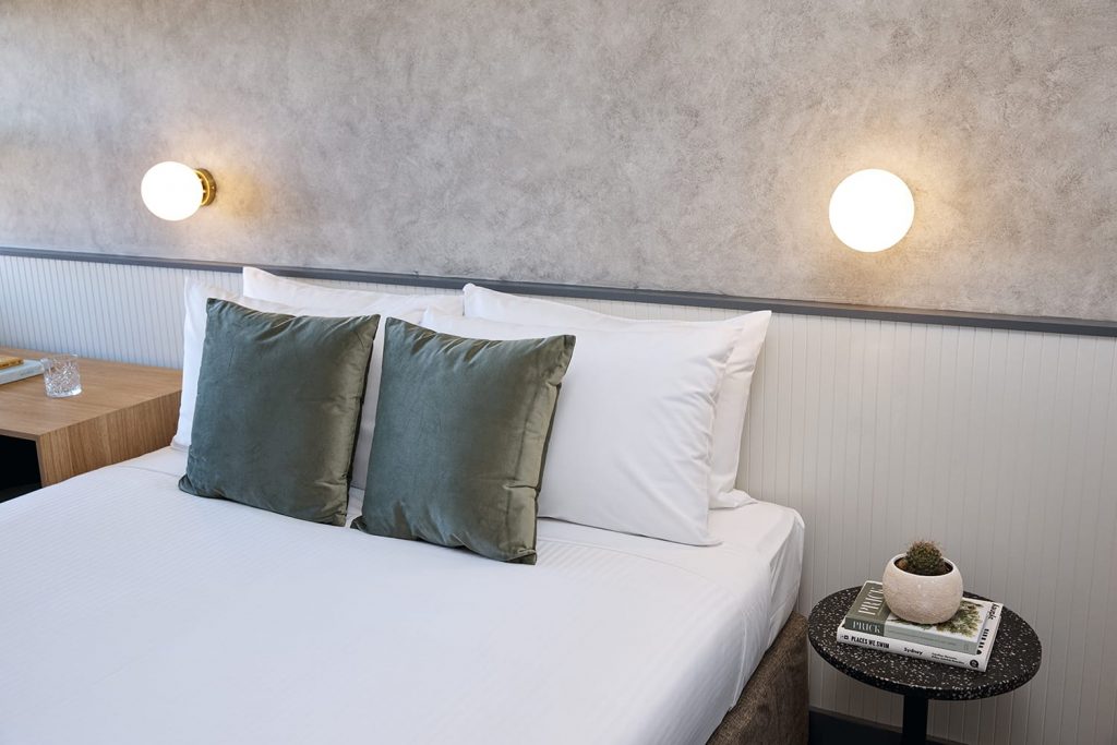 Hotel TOTTO Accessible Queen - Image 1